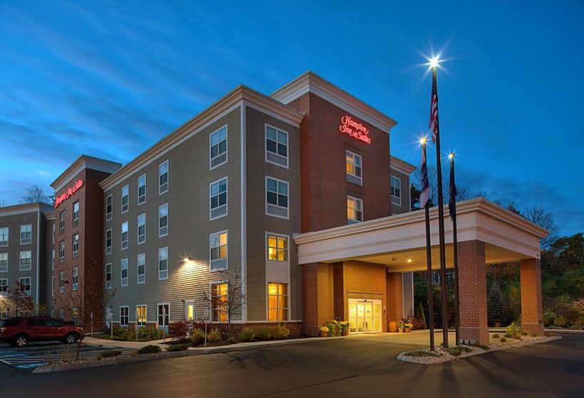 בית מלון כפרי Hampton Inn & Suites Exeter