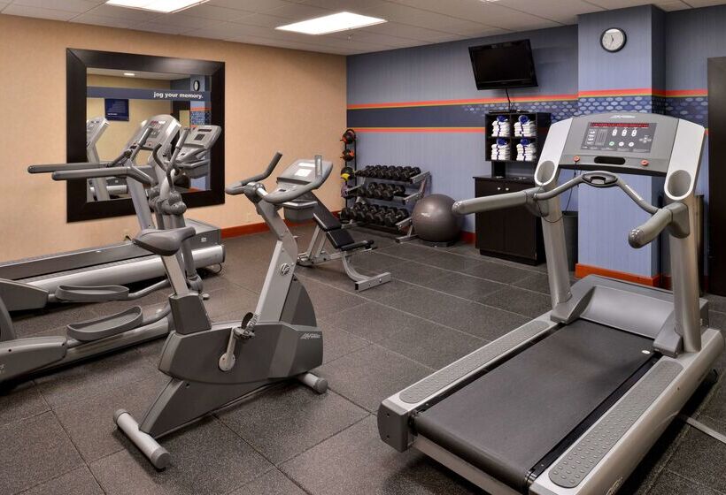 هتل Hampton Inn & Suites Tacoma