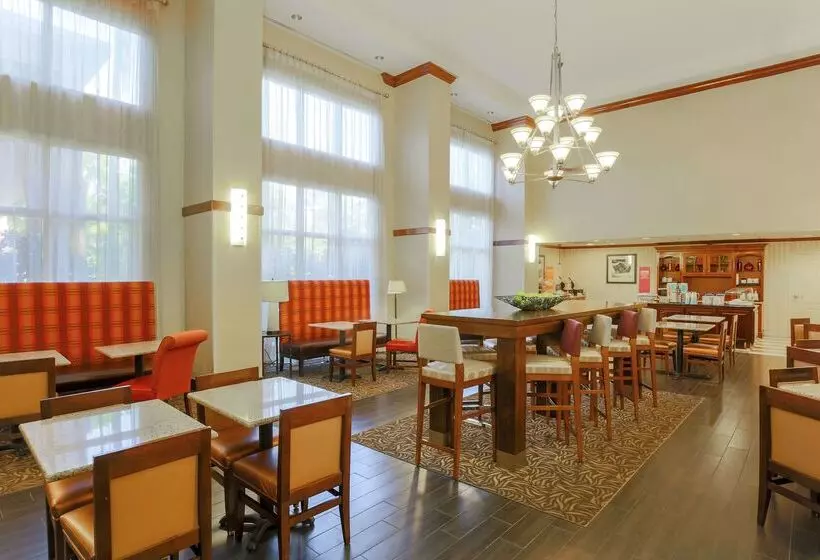 호텔 Hampton Inn & Suites Tallahassee I 10/thomasville Road, Fl