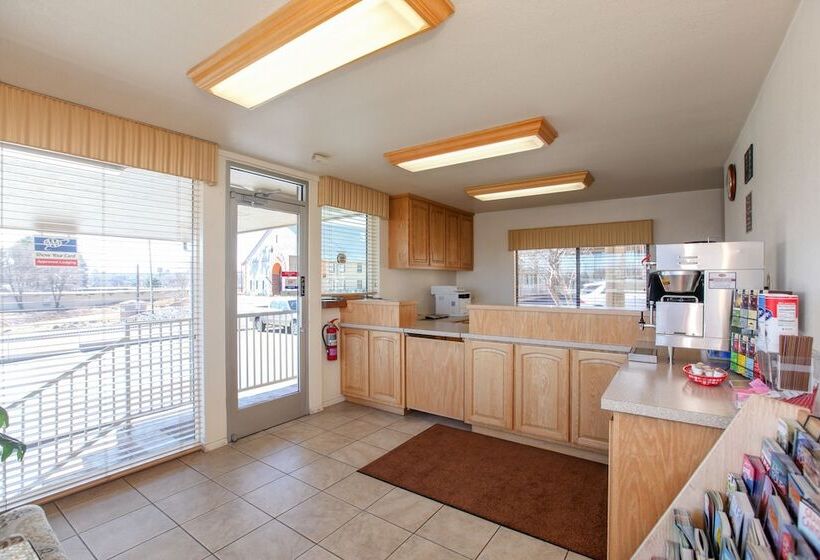 فندق Highland Country Inn Flagstaff