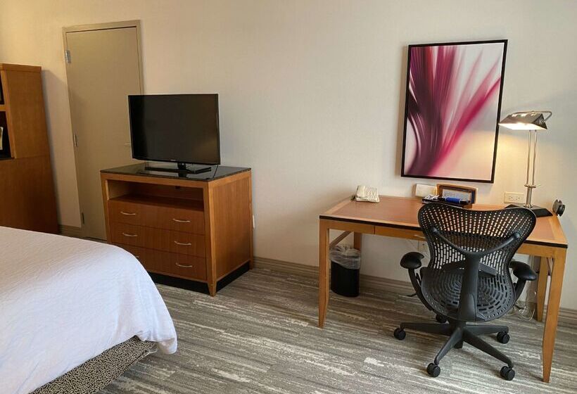 בית מלון כפרי Hilton Garden Inn Columbia