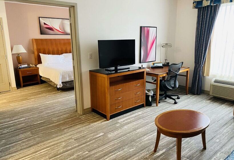 בית מלון כפרי Hilton Garden Inn Columbia