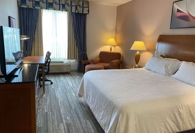 هتل Hilton Garden Inn Columbia