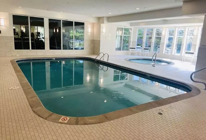 هتل Hilton Garden Inn Columbia