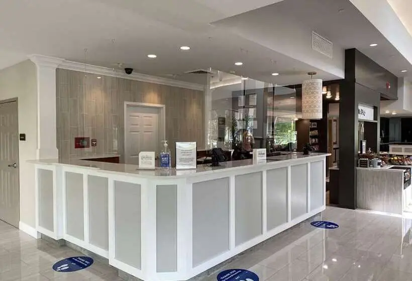 هتل Hilton Garden Inn Columbia