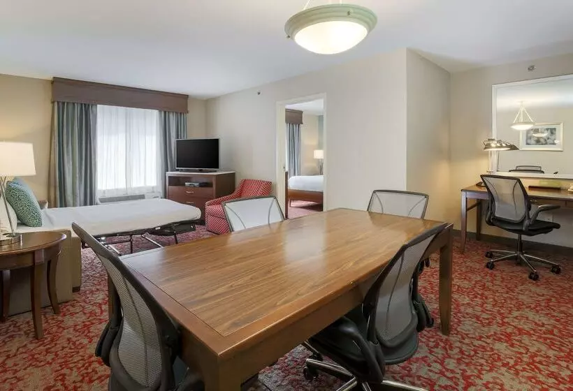 Отель Hilton Garden Inn Nanuet