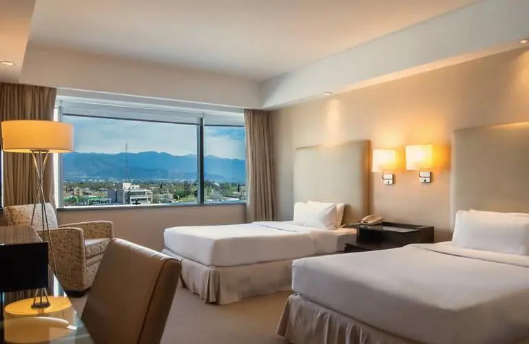 هتل Hilton Mendoza