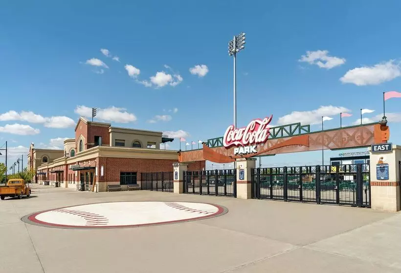 هتل Homewood Suites By Hilton Allentownbethlehem Airport