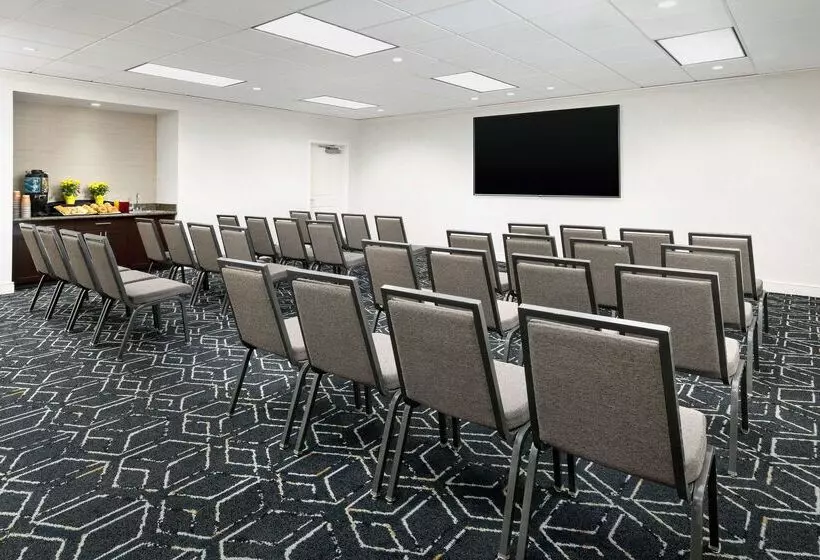 酒店 Homewood Suites By Hilton Portsmouth