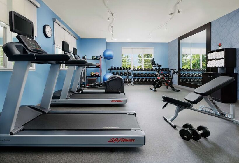 هتل Homewood Suites By Hilton Portsmouth