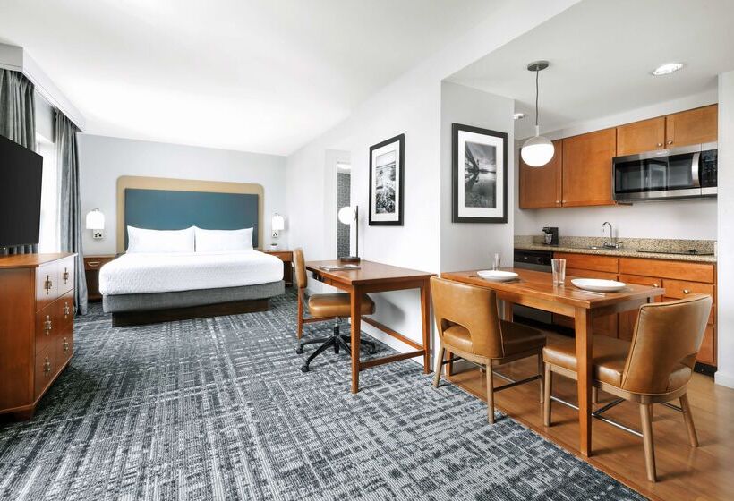 هتل Homewood Suites By Hilton Portsmouth