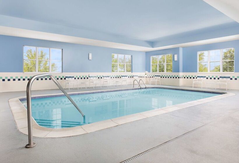 هتل Homewood Suites By Hilton Portsmouth