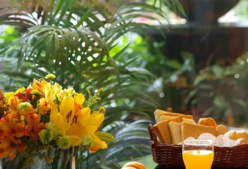 בית מלון כפרי Kimberly Manila