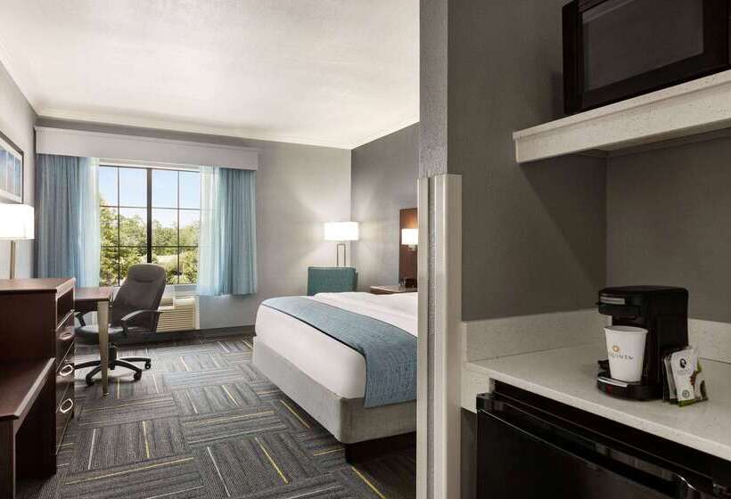 בית מלון כפרי La Quinta By Wyndham Dublin