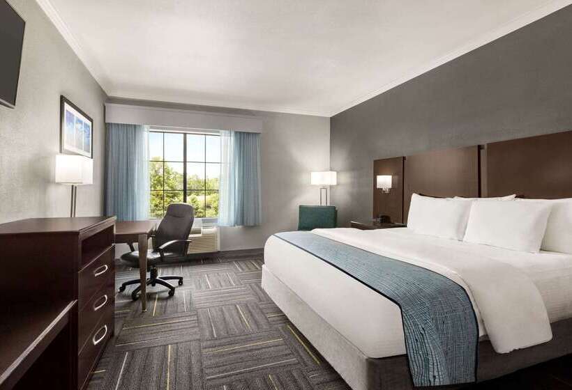 בית מלון כפרי La Quinta By Wyndham Dublin