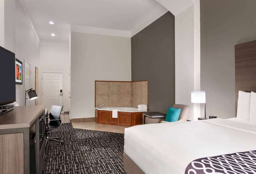 هتل La Quinta By Wyndham I 20 Longview South