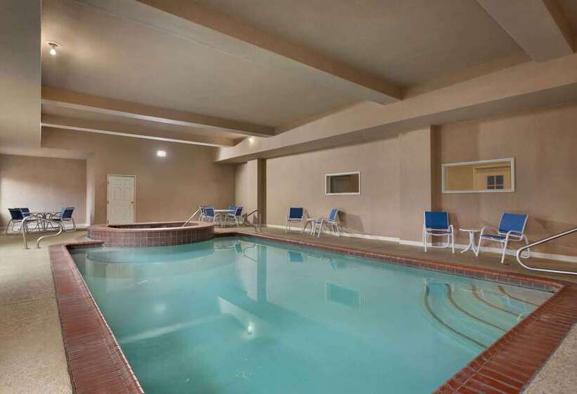 هتل La Quinta By Wyndham I 20 Longview South