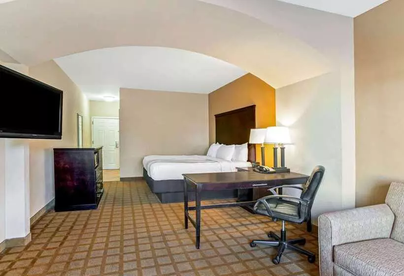 בית מלון כפרי La Quinta Inn & Suites By Wyndham Mobile Satsuma / Saraland