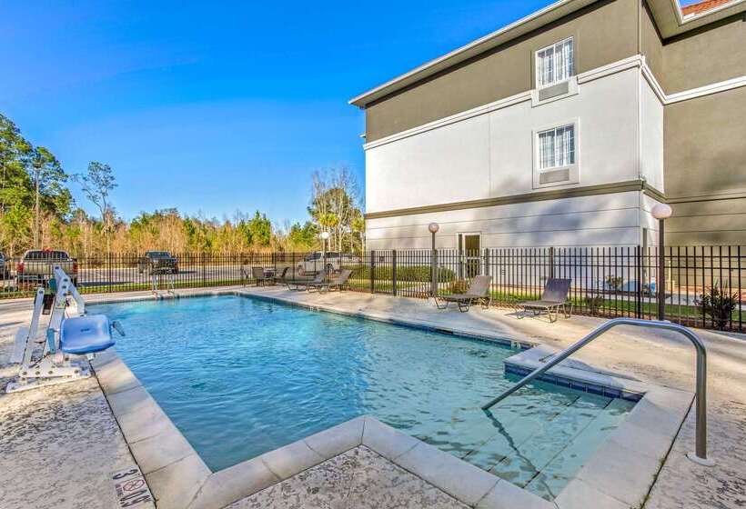 Отель La Quinta Inn & Suites By Wyndham Mobile Satsuma / Saraland