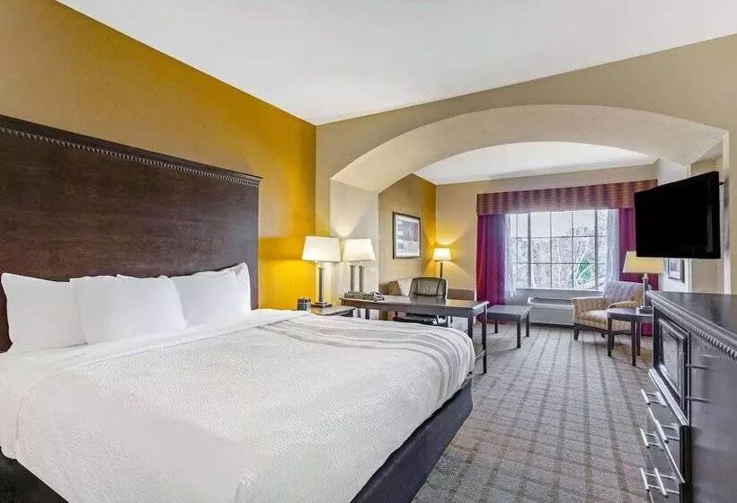 בית מלון כפרי La Quinta Inn & Suites By Wyndham Mobile Satsuma / Saraland