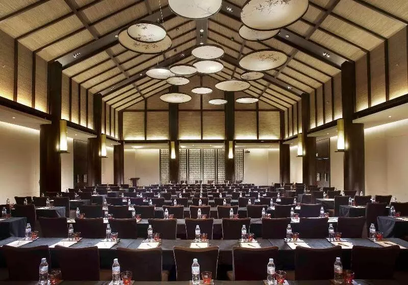 호텔 Pullman Lijiang Resort & Spa