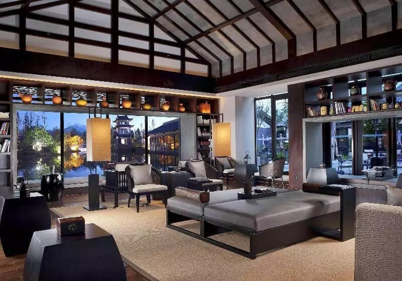 호텔 Pullman Lijiang Resort & Spa
