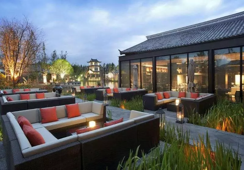 호텔 Pullman Lijiang Resort & Spa
