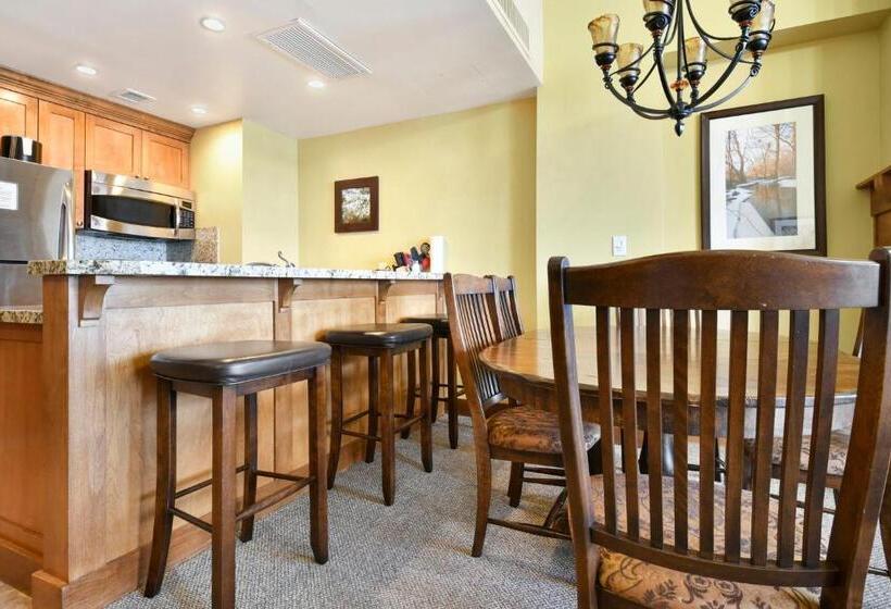 هتل Sundial Lodge By Park City Canyons Village