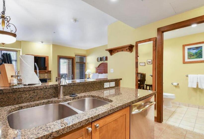 هتل Sundial Lodge By Park City Canyons Village