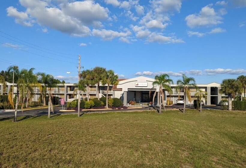 בית מלון כפרי Sunset Palm  Condominium