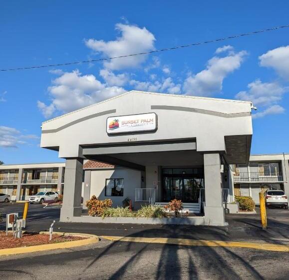 בית מלון כפרי Sunset Palm  Condominium