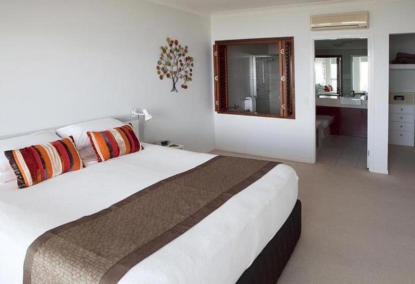 Hotel Waters Edge Apartment Cairns