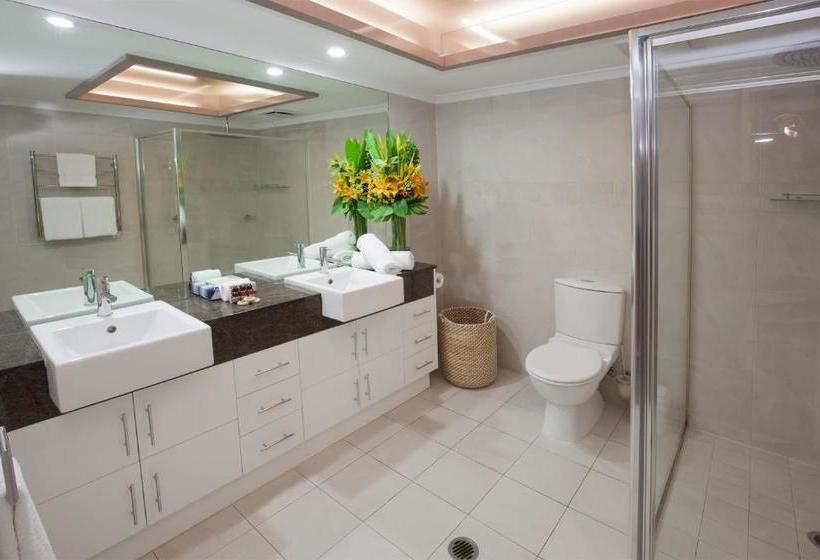 Hotel Waters Edge Apartment Cairns