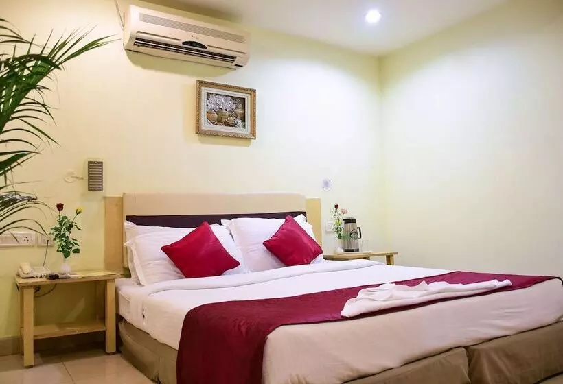 בית מלון כפרי Zo Rooms Ameerpet Satyam