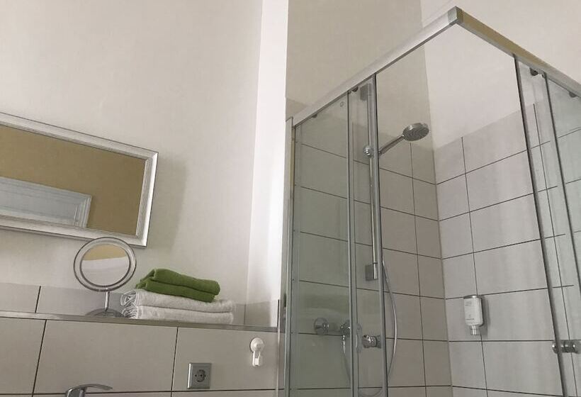 Balthasar Neumann Speiserei & Gästehaus   Zentrum Brühl