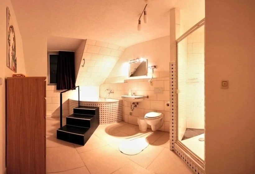 Balthasar Neumann Speiserei & Gästehaus   Zentrum Brühl