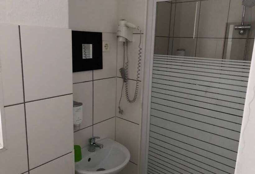 Balthasar Neumann Speiserei & Gästehaus   Zentrum Brühl