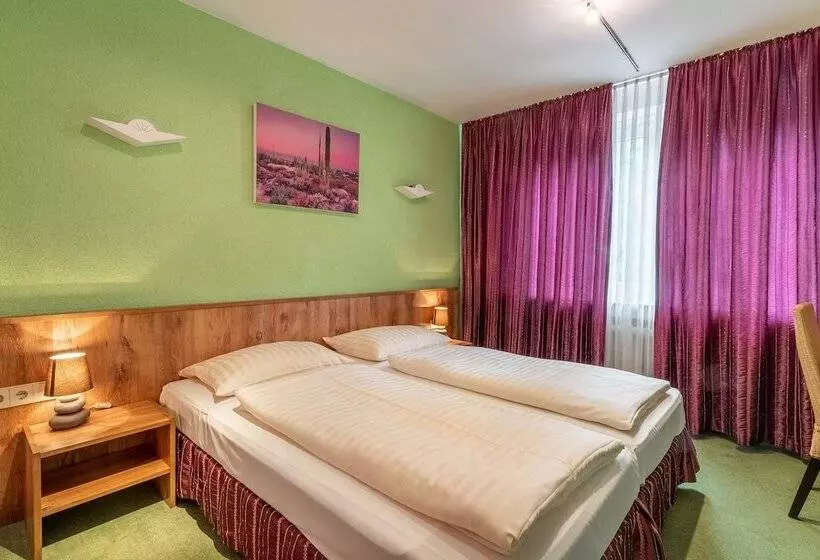 هتل Arosa Dusseldorf Oberkassel