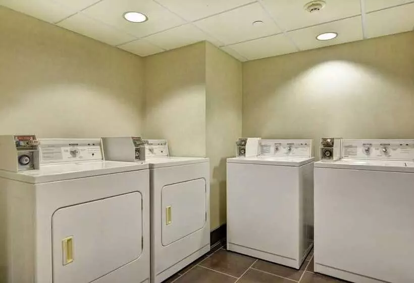 Hotel Embassy Suites By Hilton Savannah Airport