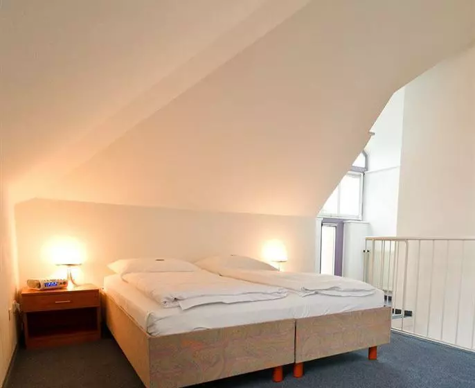 Hotel Feuerbach Im Biberturm Stuttgart