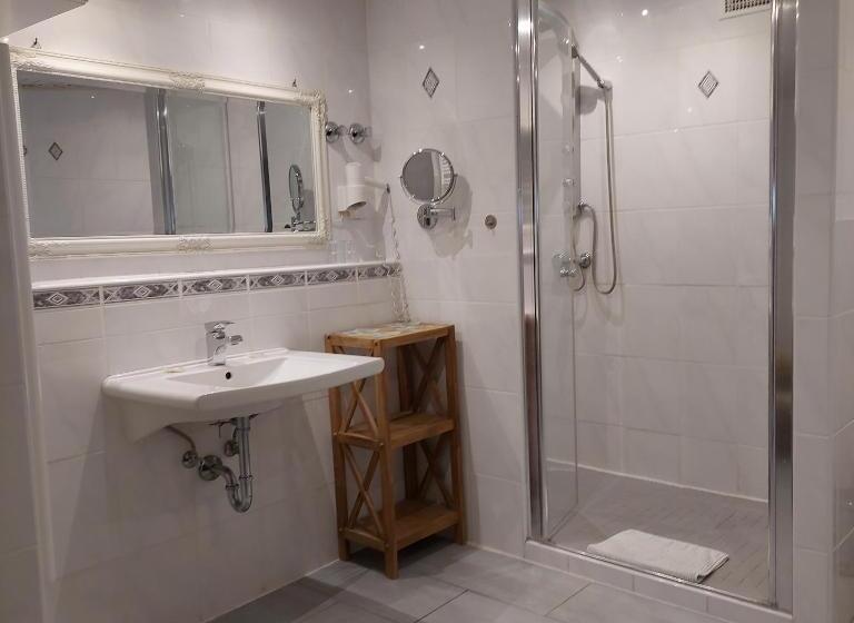 Hotel Gasthof Inselgraben Garni