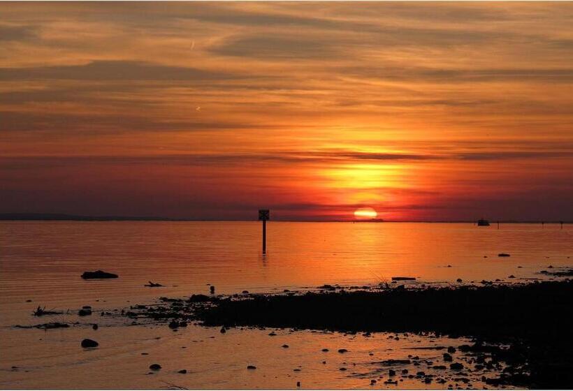 Hotel Gasthof Inselgraben Garni