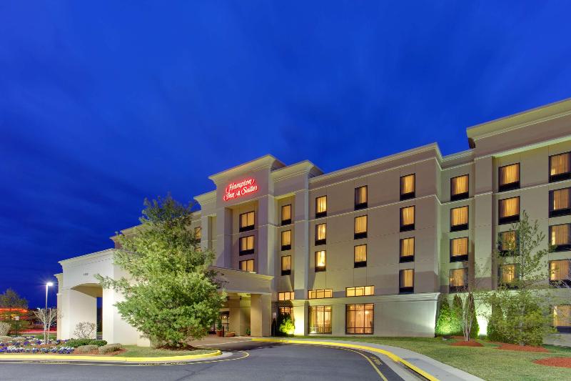 בית מלון כפרי Hampton Inn & Suites Fredericksburg South