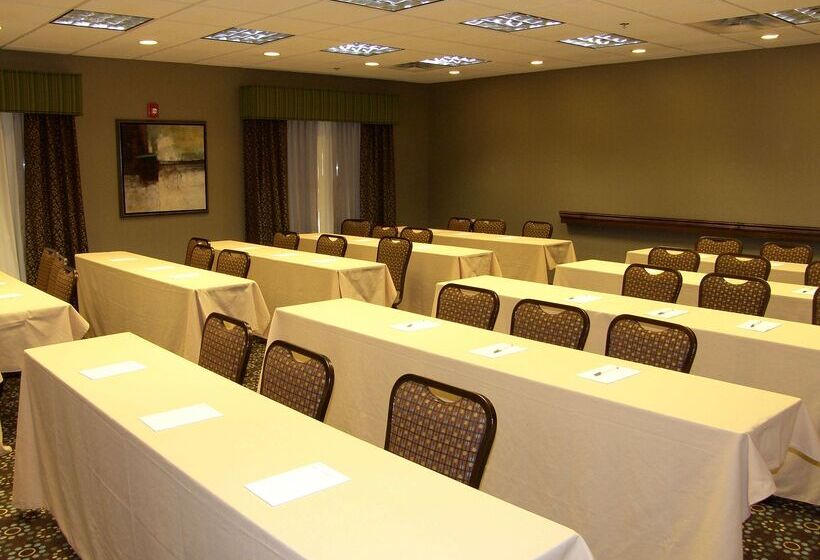 فندق Hampton Inn & Suites Lincoln Northeast I 80