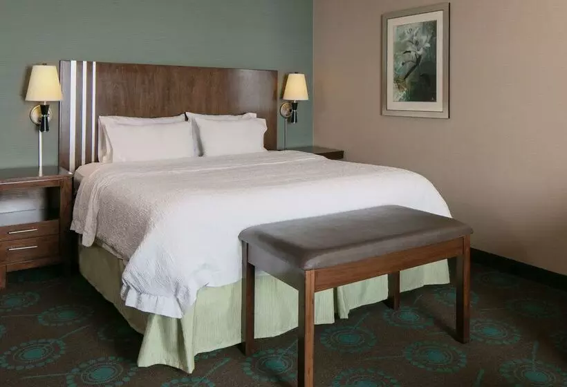 בית מלון כפרי Hampton Inn & Suites Lincoln   Northeast I 80