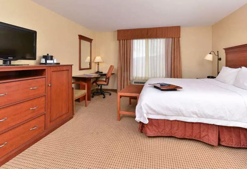 هتل Hampton Inn Rock Springs