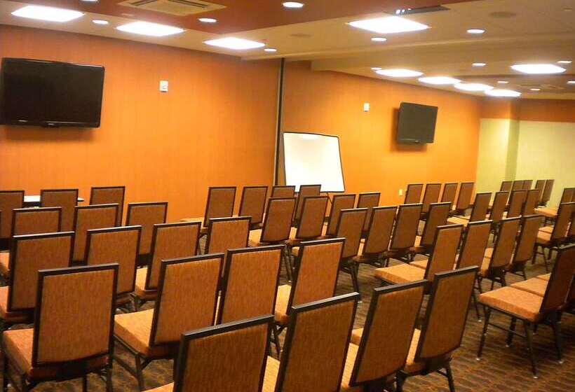 فندق Hampton Inn & Suites Cincinnati/uptownuniversity Area