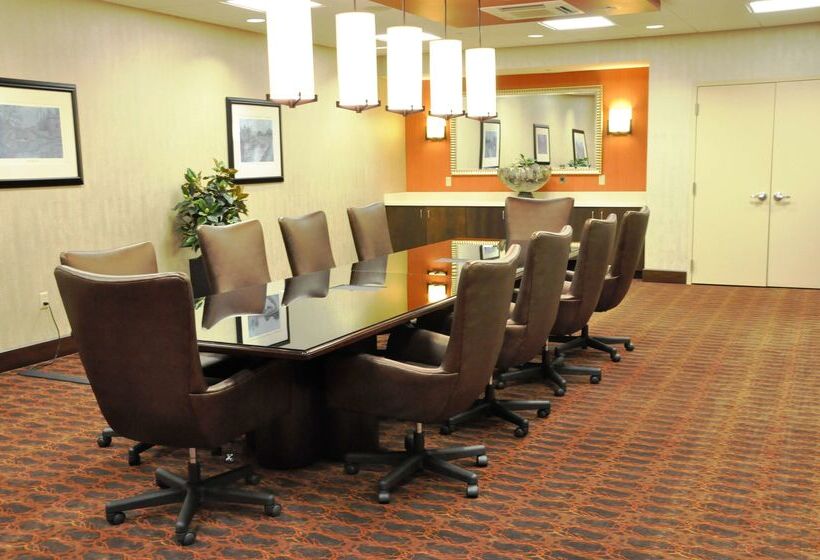 فندق Hampton Inn & Suites Cincinnati/uptownuniversity Area