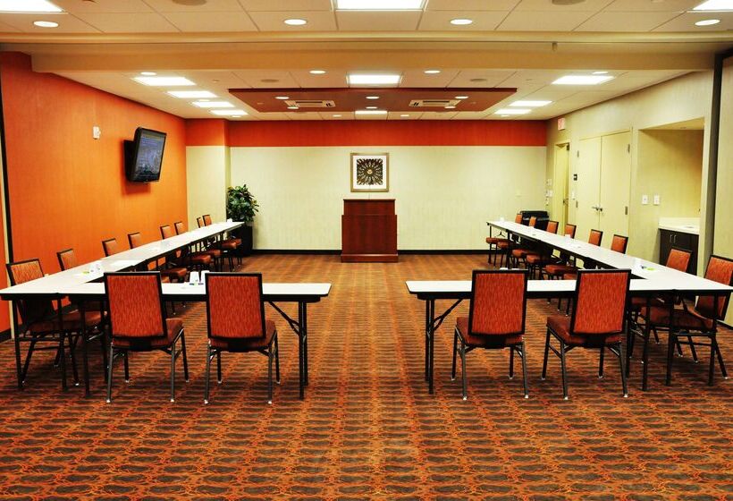 فندق Hampton Inn & Suites Cincinnati/uptownuniversity Area