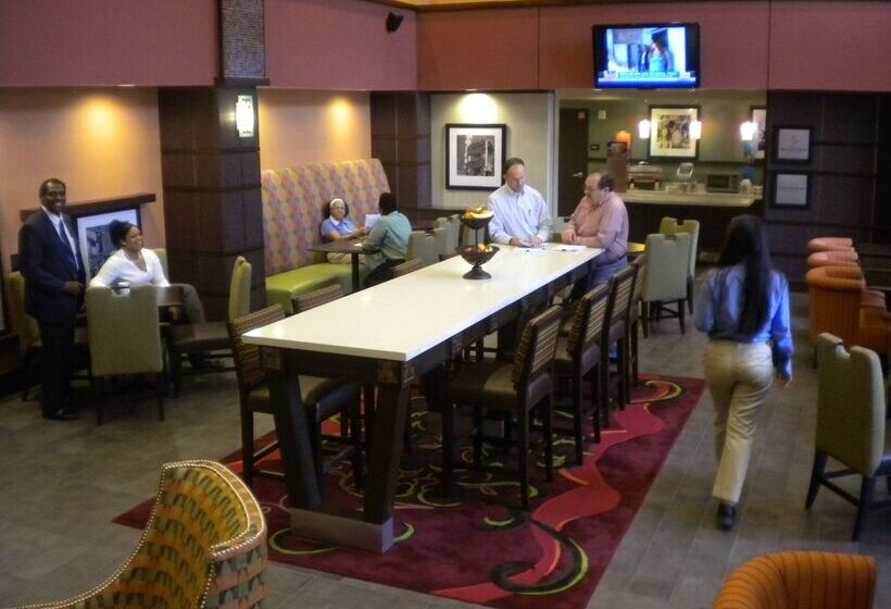 فندق Hampton Inn & Suites Cincinnati/uptownuniversity Area